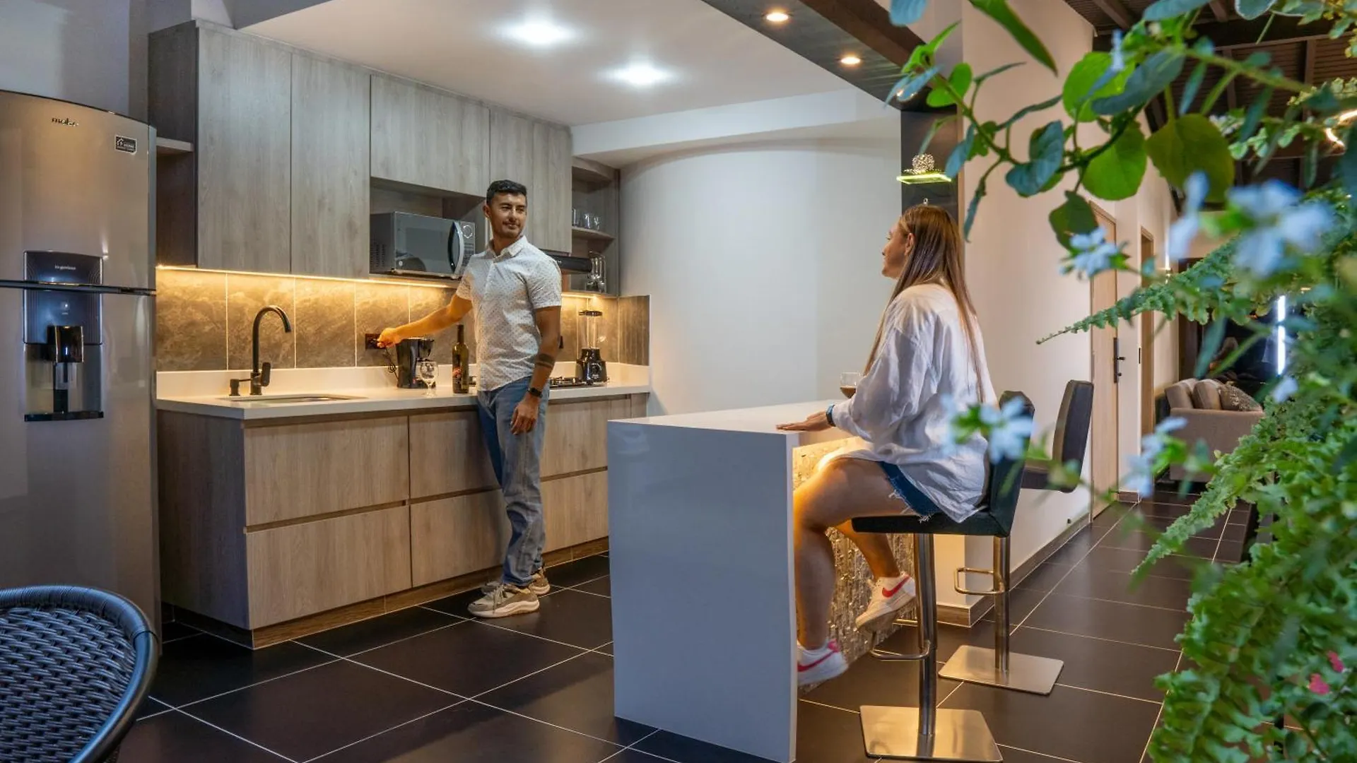 Modern Central Apt Laureles Medellin With 3 Acs