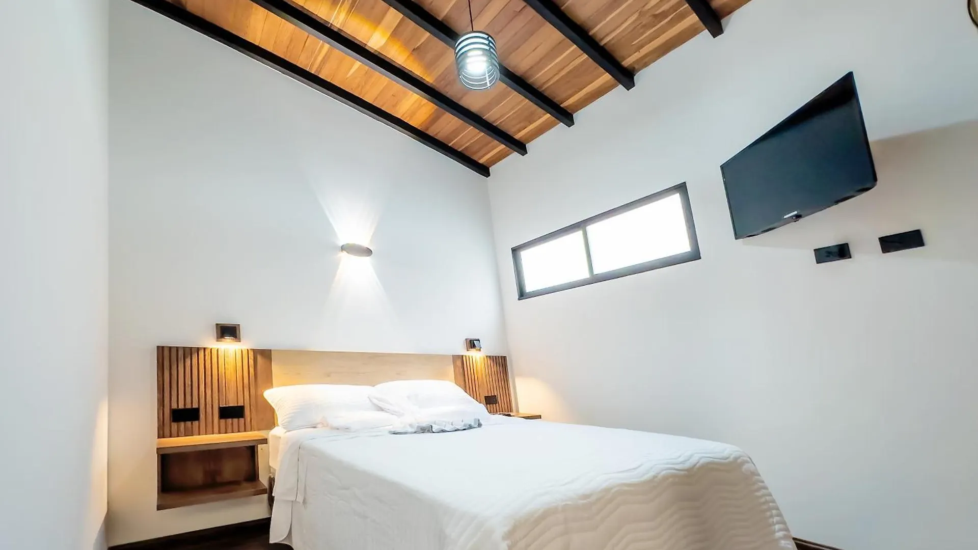 アパート Modern Central Apt Laureles Medellin With 3 Acs コロンビア