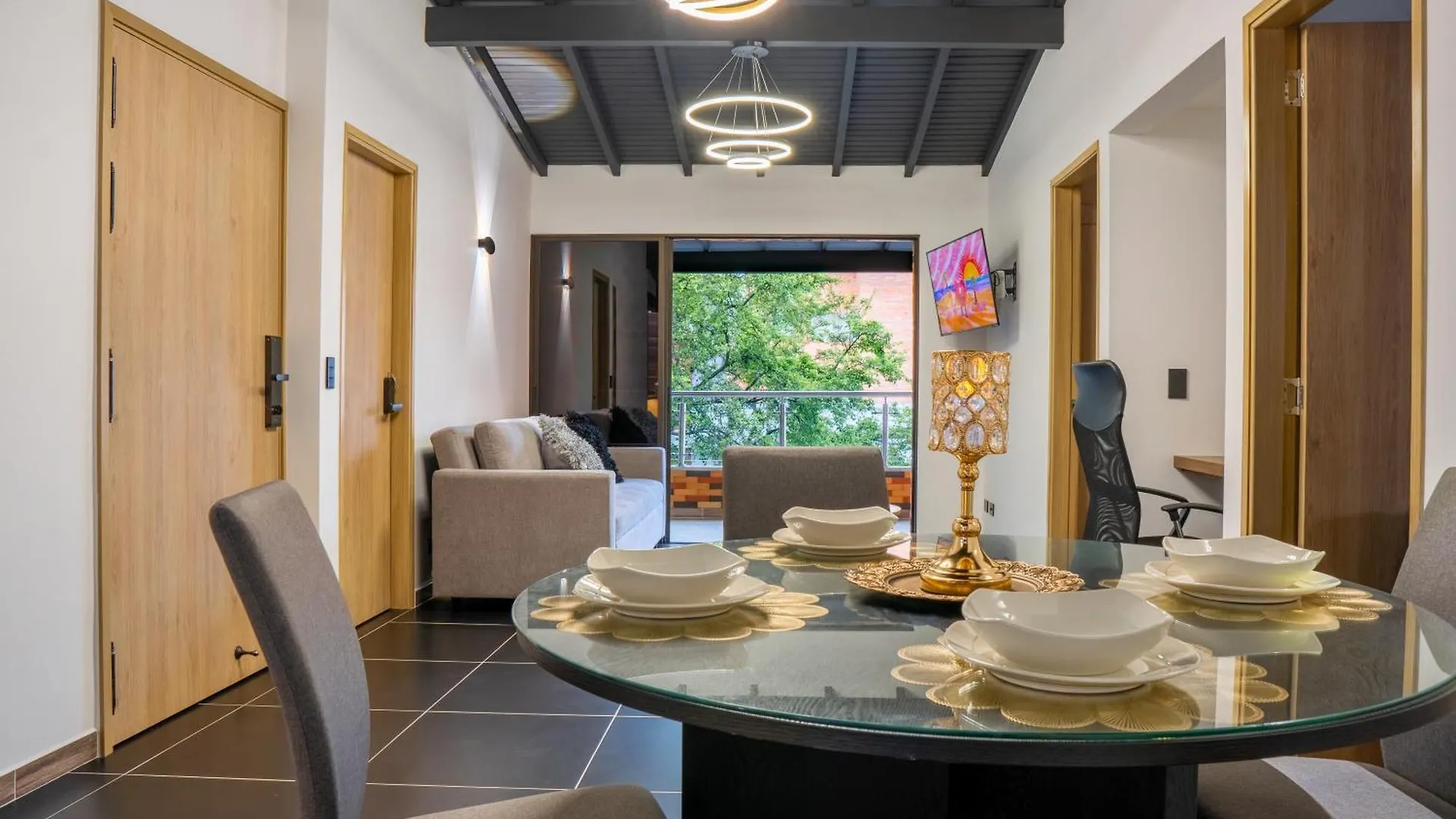 Modern Central Apt Laureles Medellin With 3 Acs location